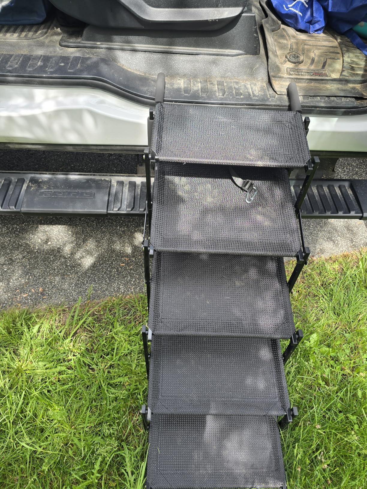 Oiilores Foldable Dog Stairs for Large Dogs - Extra Wide Pet Ramp for Cars, SUV, Non-Slip Surface, Supports Up to 250 Lbs, 5 Steps customer photo 1