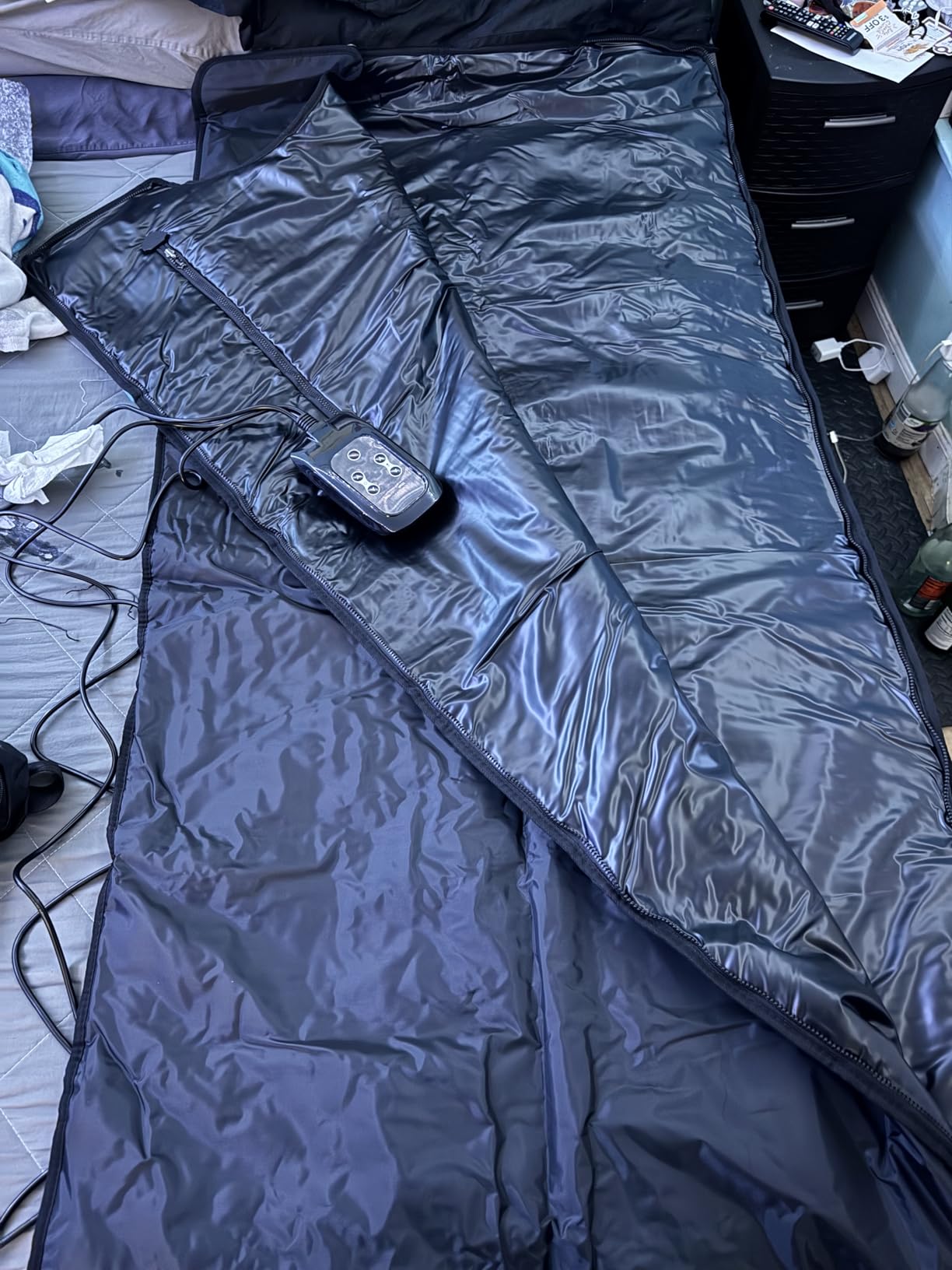 Infrared Sauna Blanket for Home: Extra Large Portable Design for Full Body Detox & Relaxation - Far Infrared Heating Adjustable 86-176℉ & 20-60 Min Timer 74.8 x 35.5Inch Extra Large PVC customer photo 2