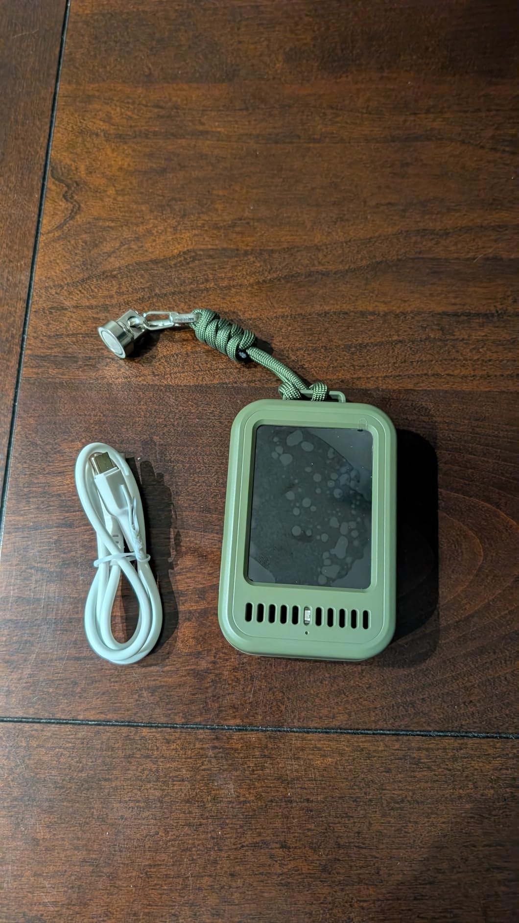 Portable Carbon Monoxide Detector for Travel, 4-in-1 CO Detector with Audible & Visual Alerts, Magnetic Lanyard, 220H Standby, CO Monitor/Temp/Humidity/UV Sensor for Camping, Home, RV, Car (Olive) customer photo 1