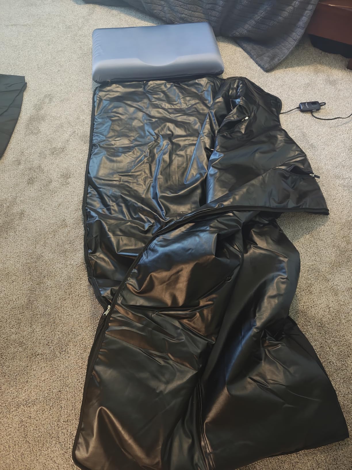 Infrared Sauna Blanket for Home, Gentle Deep Heat for Relaxation & Recovery, Portable Wellness Wrap for Full Body, Self Care Gifts for Women, Machine Washable PU Leather, 85-158°F & Timer, 6 x 2.6 FT customer photo 2