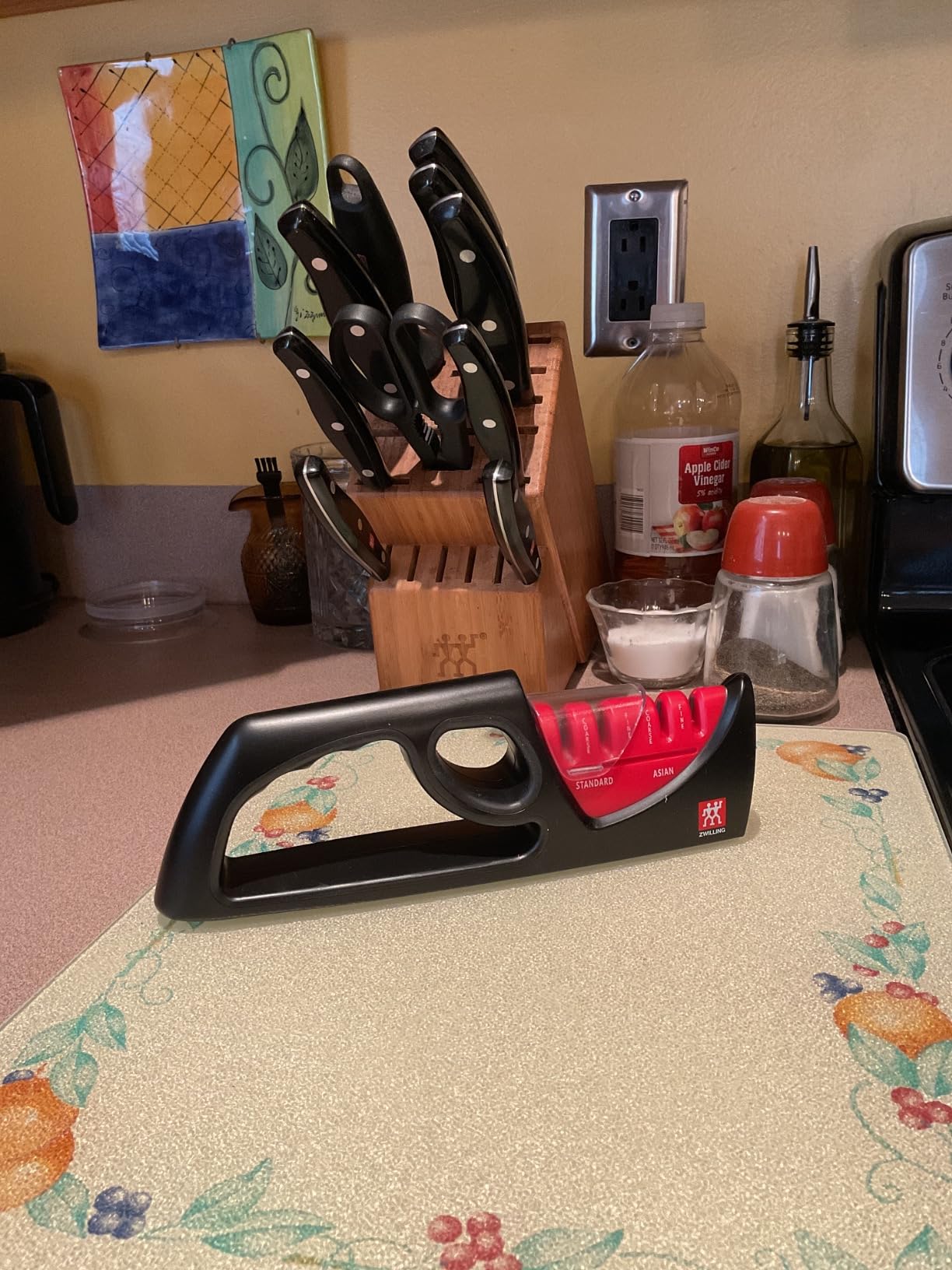 ZWILLING Twin Signature 11-pc Knife Block Set, Chef Knife, Bread Knife, Black customer photo 1