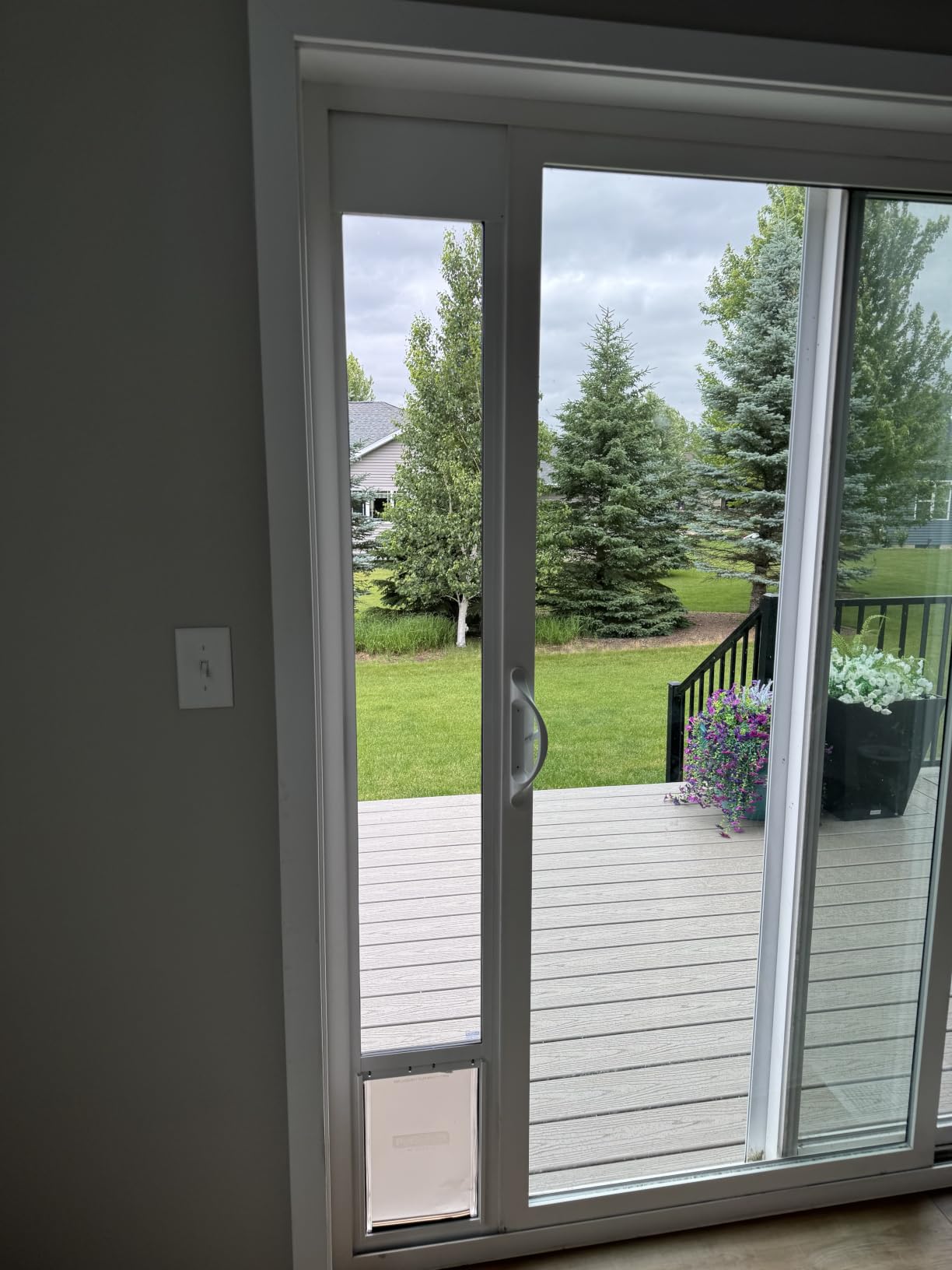 PetSafe Sliding Glass Pet Door - No-Cut DIY Install Doggy Door for Renters - Aluminum Frame - Adjustable Height 75 7/8