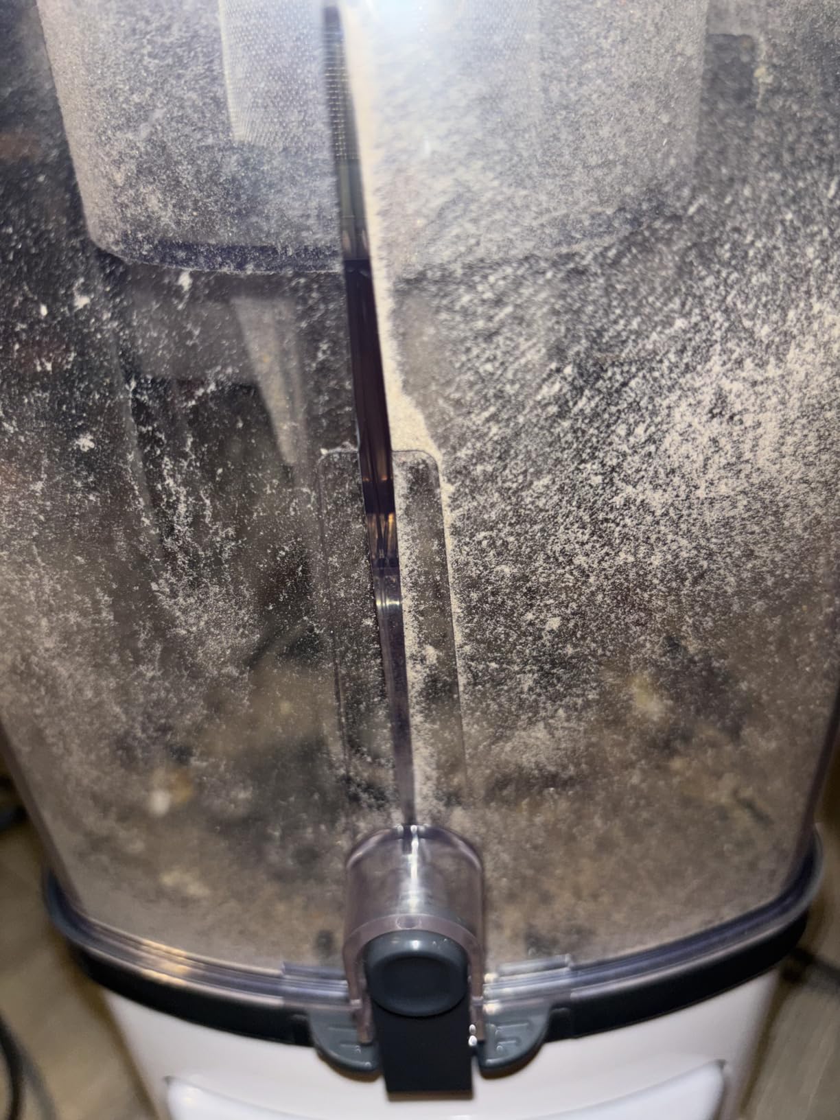 Shark Upright Vacuum Cleaner, Navigator Lift-Away, Pet Hair, Carpet & Hard Floor Cleaning, HEPA Filter, Swivel Steering, NV356E customer photo 2