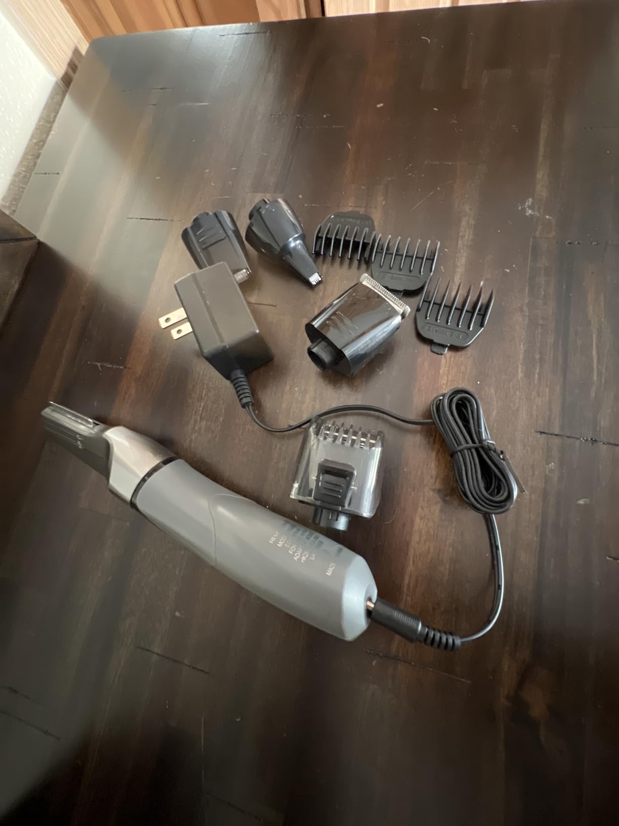 Remington Head to Toe Advanced Rechargeable Powered Body Groomer Kit, Beard Trimmer (10 Pieces), 6.3 Inch, Black customer photo 2