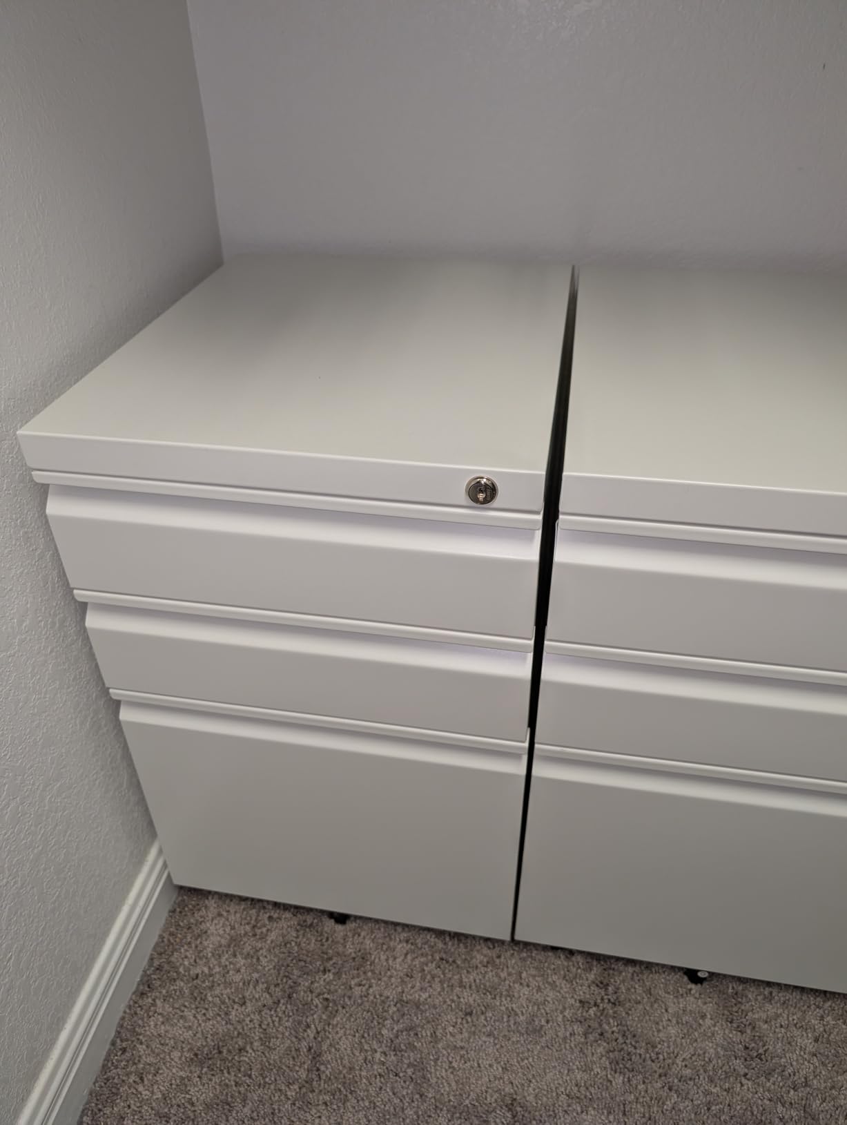 DEVAISE 3 Drawer Mobile File Cabinet with Lock, Under Desk Metal Filing Cabinet for Home Office/Legal/Letter/A4 File, Fully Assembled Except Wheels, Black customer photo 1