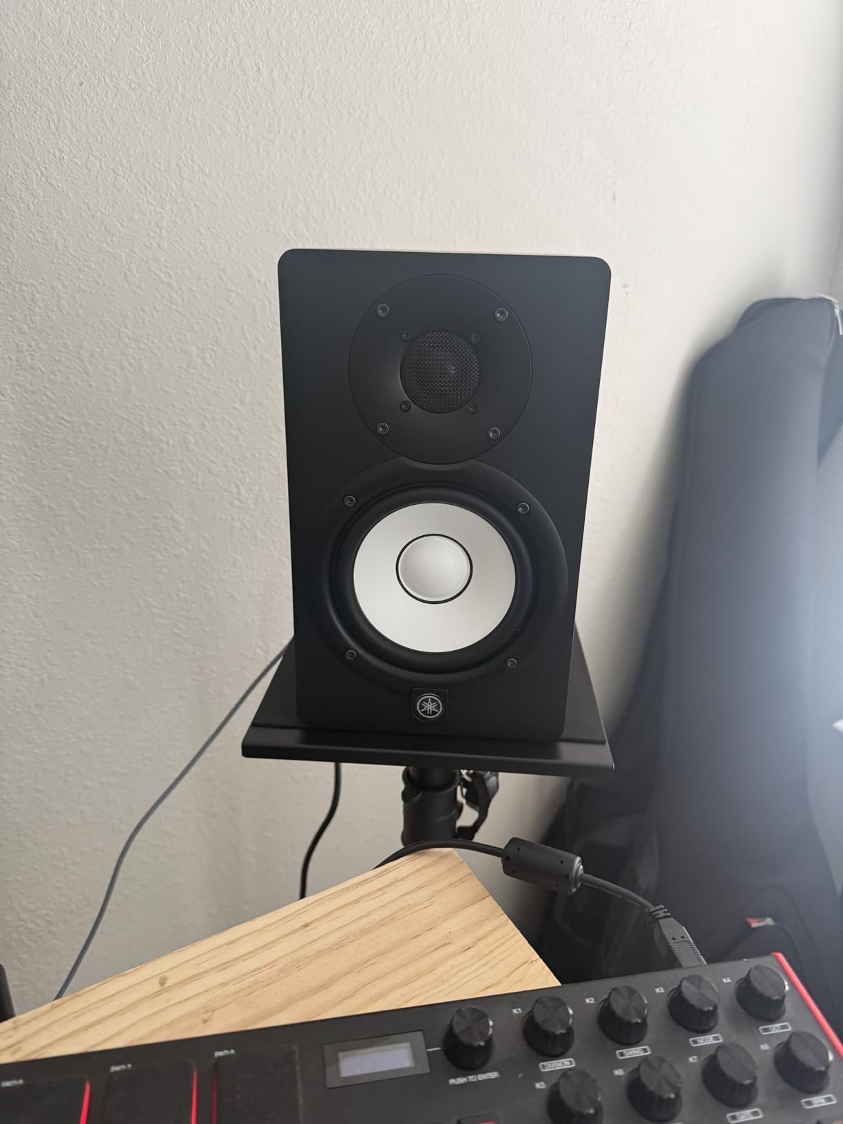 YAMAHA Hs5 Powered Studio Monitor, Pair customer photo 2