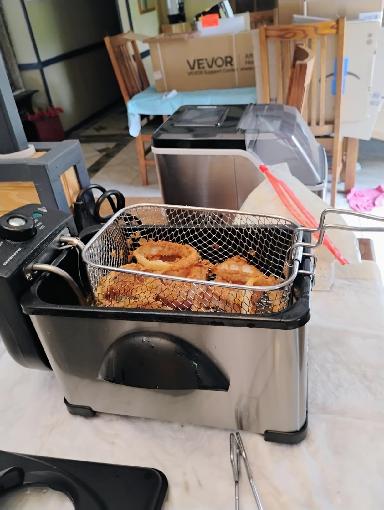 OVENTE Electric Deep Fryer 2 Liter Capacity, 1500 Watt Lid with Viewing Window and Odor Filter, Adjustable Temperature, Removable Frying Basket and Easy to Clean Stainless Steel Body, Silver FDM2201BR customer photo 1