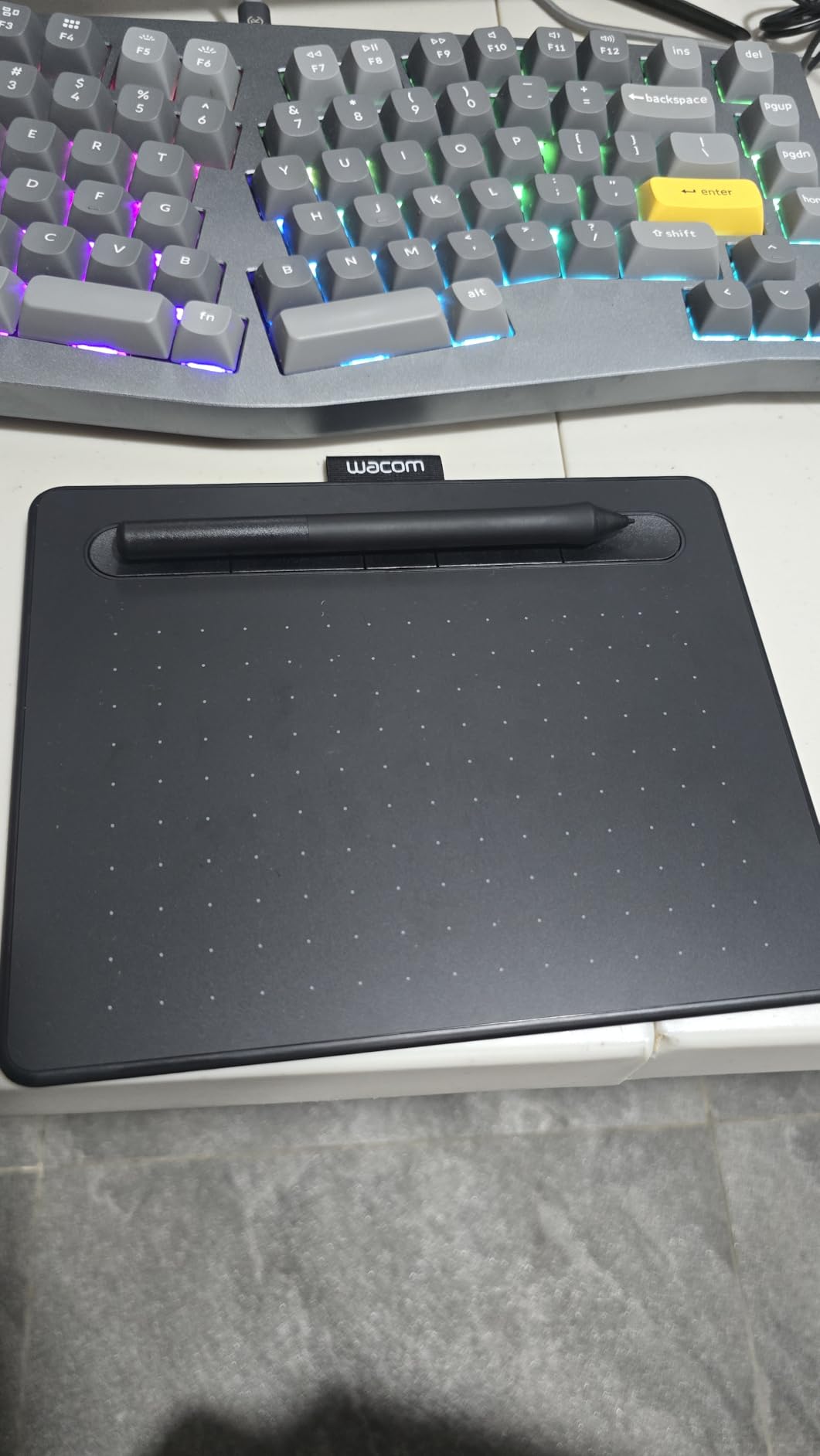 Wacom Intuos Small Bluetooth Graphics Drawing Tablet, 4 Customizable ExpressKeys, Portable for Teachers, Students and Creators, Compatible with Chromebook Mac OS Android and Windows - Black customer photo 2