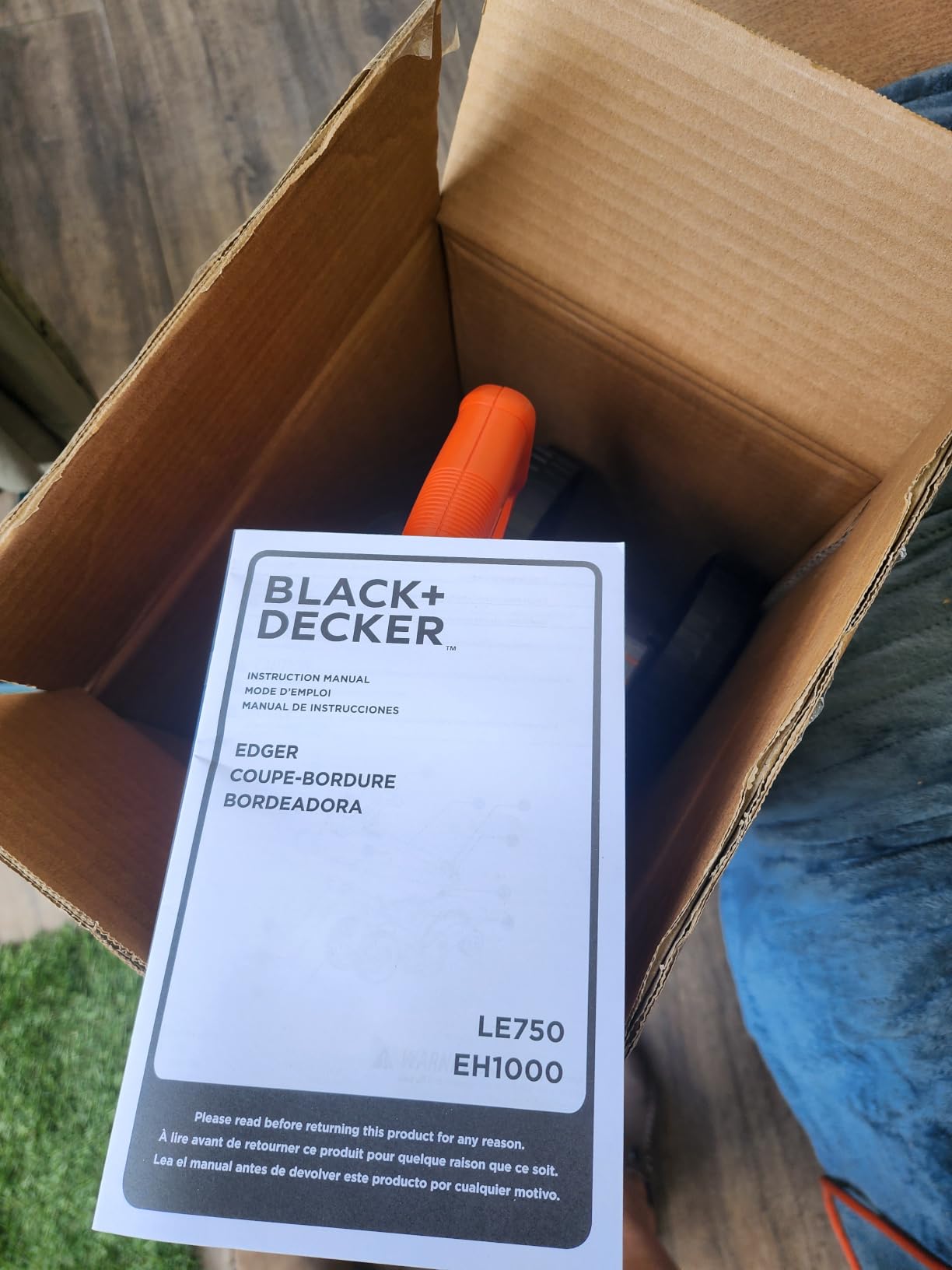 BLACK+DECKER Lawn Edger Trencher 2 in 1, 12 Amp 7.5 in. Electric Edger (LE760FF) customer photo 2