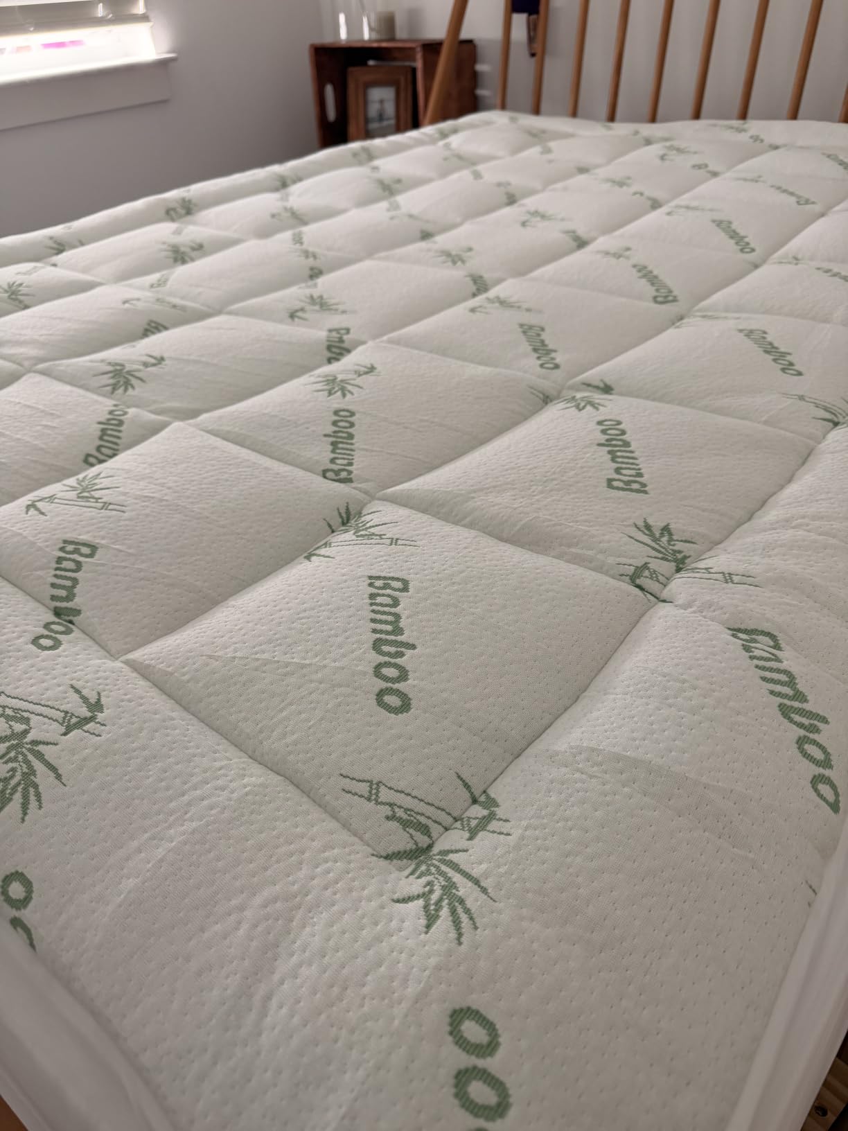 Niagara Sleep Solution Ultra Soft Full Size Mattress Topper - Rayon Derived from Bamboo Pillow Top Mattress Pad for Back Pain Relief - Naturally Cooling for Hot Sleepers, Green customer photo 2