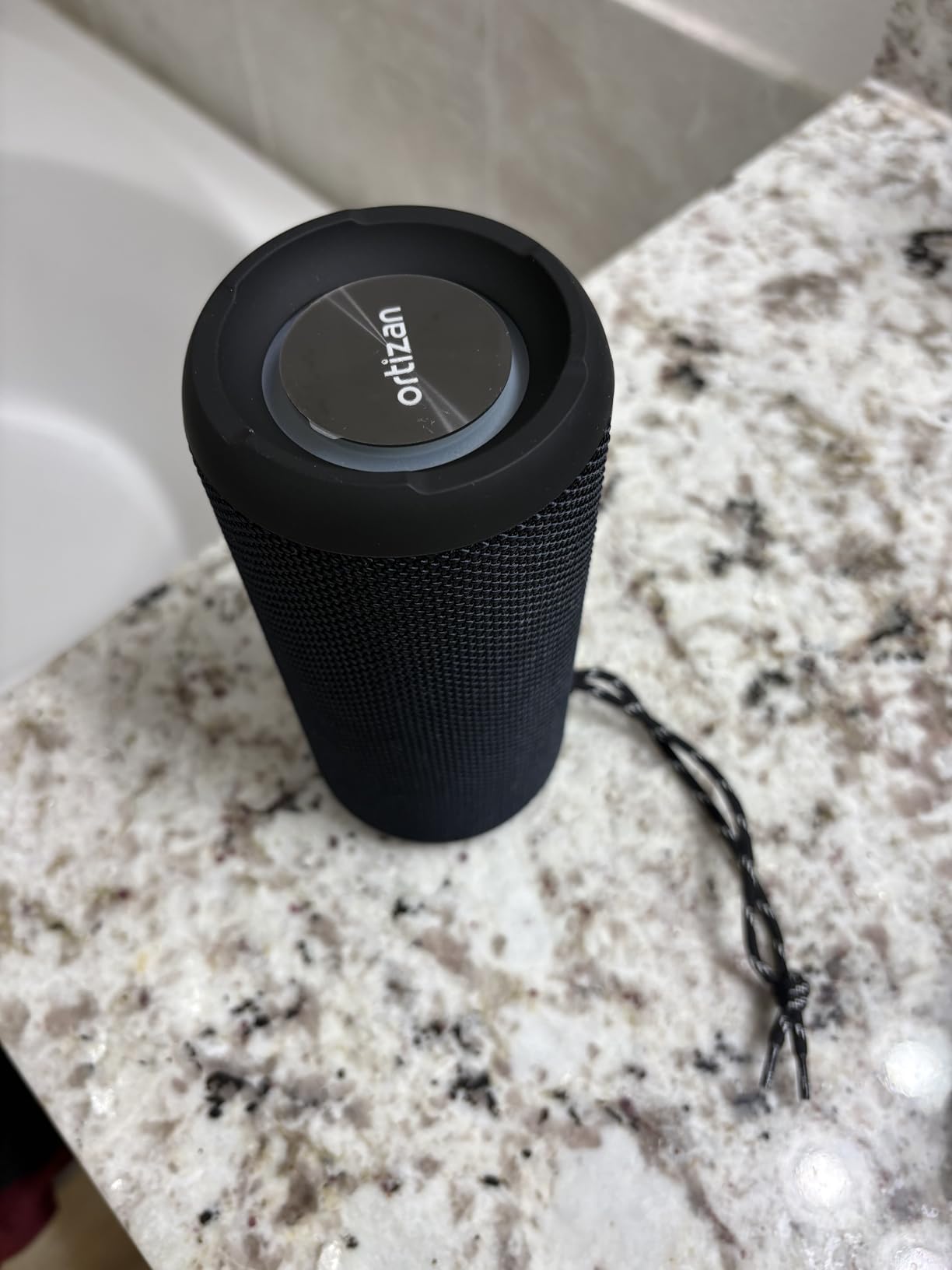Ortizan Portable Bluetooth Speaker (1st Gen), IPX7 Waterproof, Wireless, Big Sound and Deep Bass, TWS Pairing, 30Hrs of Playtime customer photo 1
