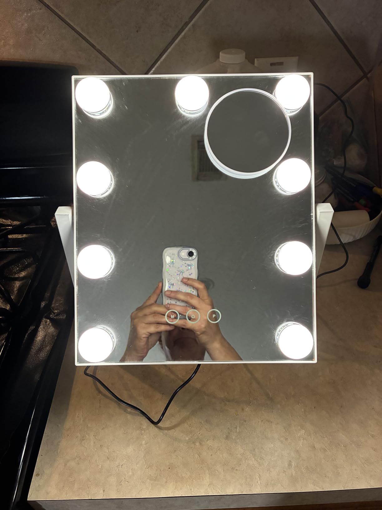 Vanity Mirror with Lights, Makeup Mirror with Lights, 3 Color Lighting Modes Detachable 10X Magnification Mirror Touch Control, 360 Degree Rotation, White customer photo 2