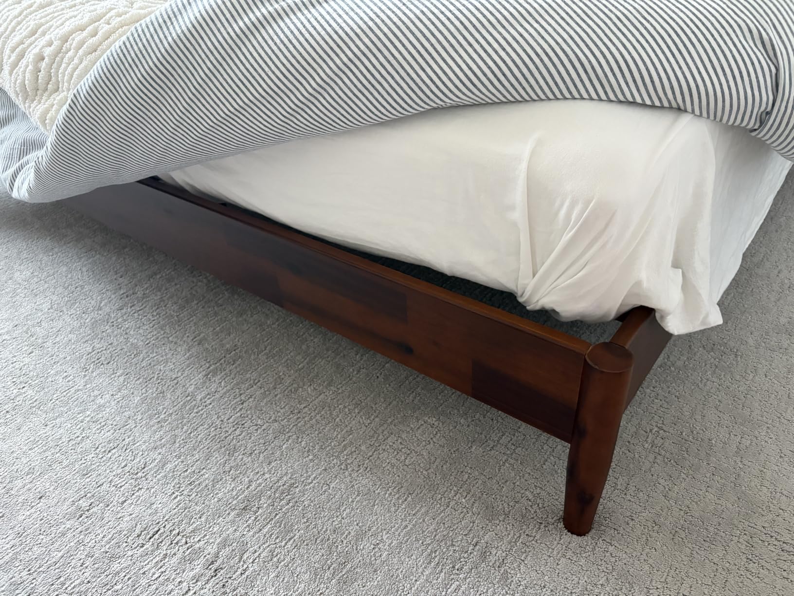 Zinus Allen Mid Century Wood Platform Bed Frame, Solid Wood Foundation, Wood Slat Support, No Box Spring Needed, Easy Assembly, Full customer photo 2