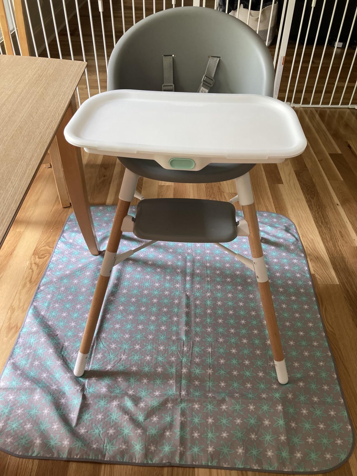 Skip Hop Baby High Chair 4 in 1 Convertible High Chair, EON, Grey/White customer photo 1