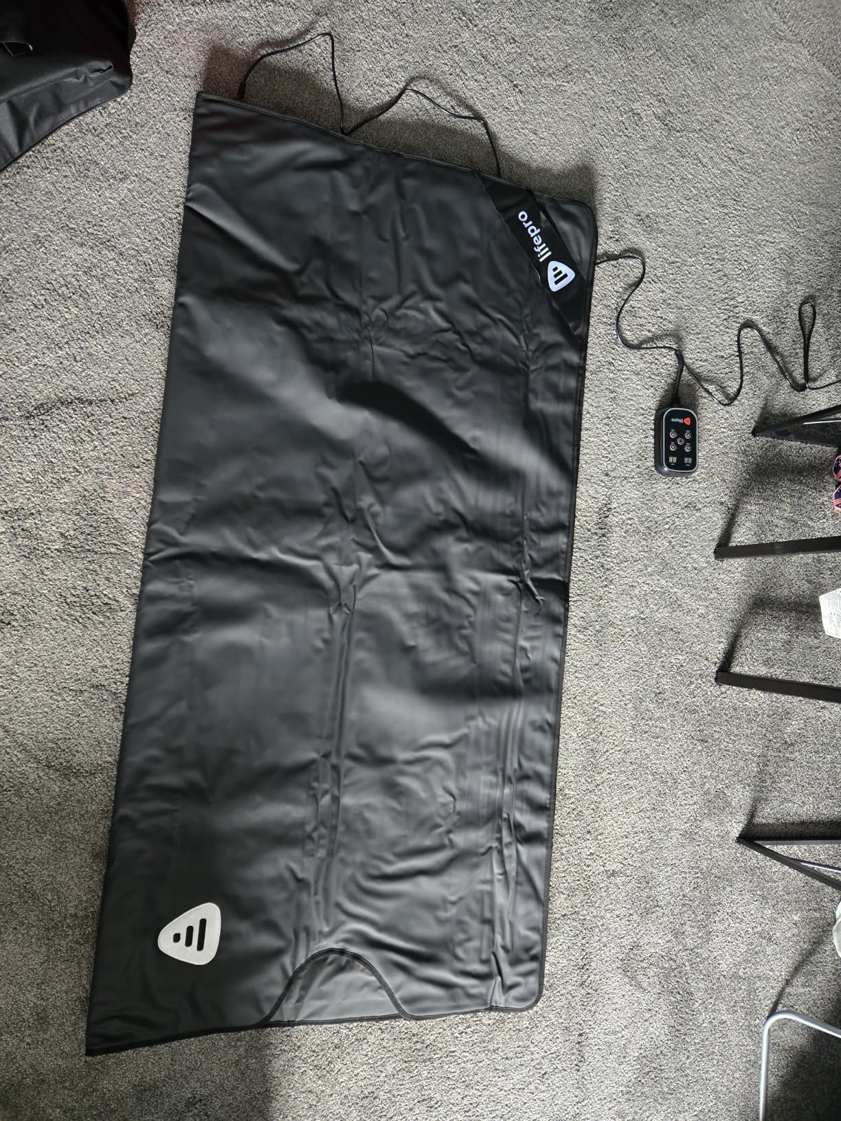 Lifepro RejuvaWrap Infrared Sauna Blanket for Detox & Relaxation - Low EMF Carbon Fiber Heating, 9 Temp Levels - Portable Sauna Blanket Infrared with Waterproof Interior & Carry Bag customer photo 1