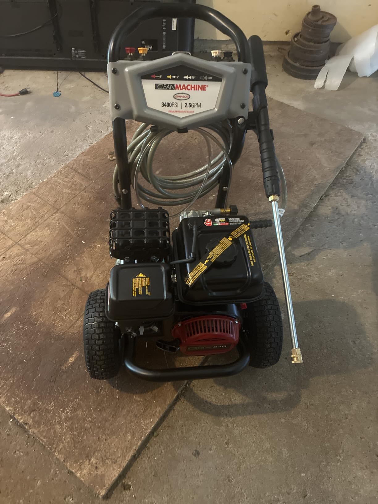 Simpson 3400 PSI Gas Pressure Washer and 15-Inch Surface Cleaner, 2.5 GPM Residential Power Washer, 25' Hose, Clean Machine, 49-State (CM61248-S) customer photo 2