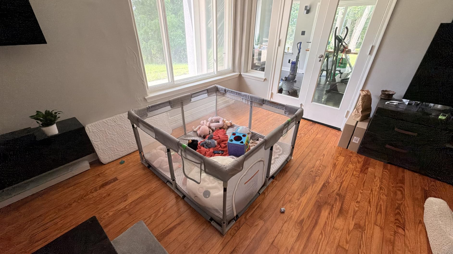 Fodoss Baby Playpen, 47×47in Playpen for Babies and Toddlers with Door customer photo 2