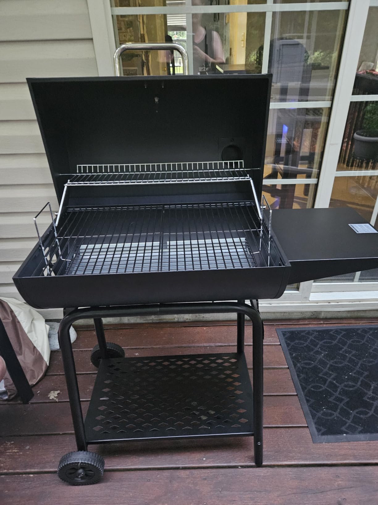 Royal Gourmet CC1830 28 Inch Barrel Charcoal Grill with Warming Rack, 626 Sq.In. customer photo 1