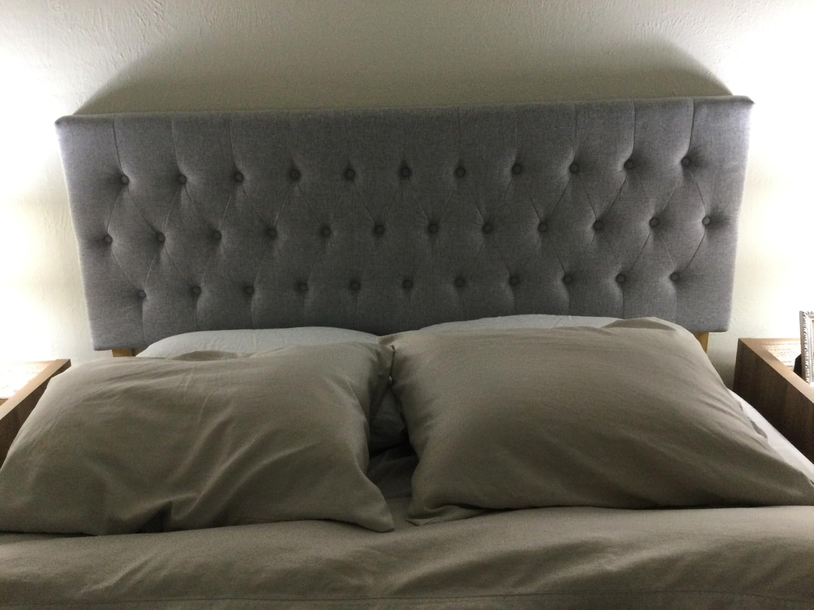 Kingfun Tufted Upholstered Queen Size Bed Headboard in Modern Button Design, Adjustable Solid Wood Head Board, Premium Linen Fabric Padded Headboards in Bedroom (Beige, Queen) customer photo 1