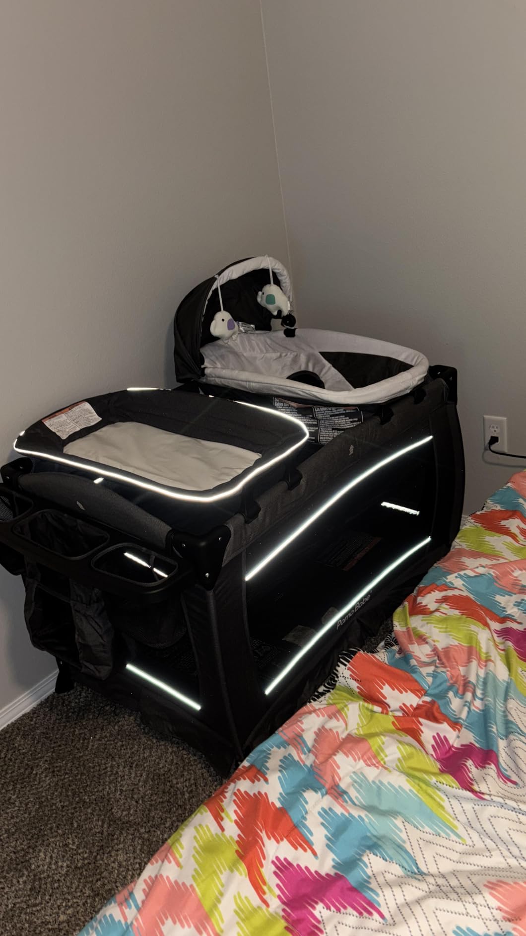 Pamo Babe Pack and Play 4-in-1 Baby Playard with Bassinet & Changing Table, Foldable Portable Playpen with Mattress, Nursery Center for Newborn to Toddler 0-36M - Black customer photo 1