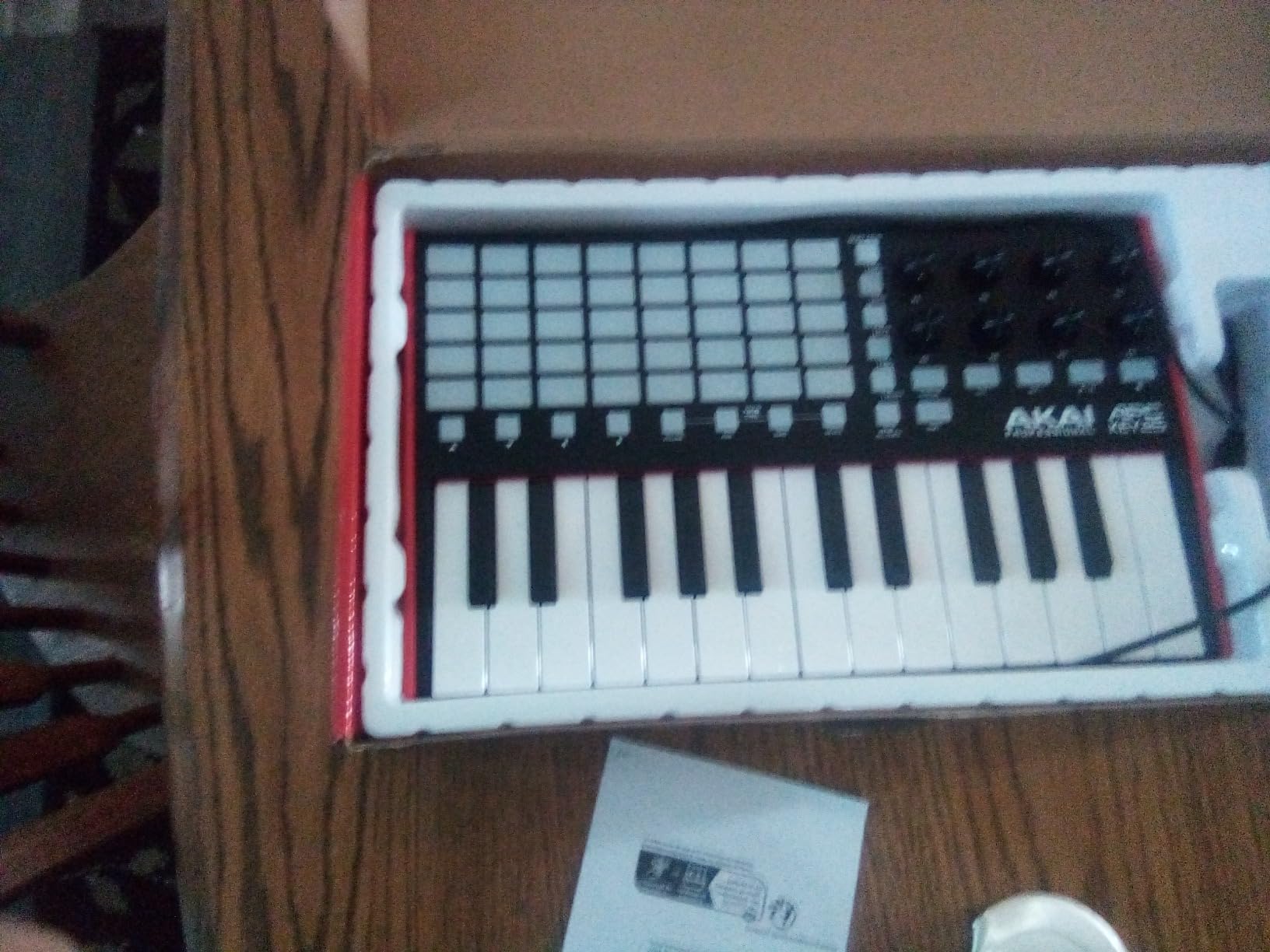 Akai Professional APC Key 25 MK2 25-Key USB MIDI Keyboard Controller for Clip Launching with Ableton Live Lite, 40 RGB Pads and 8 Rotary Knobs customer photo 2