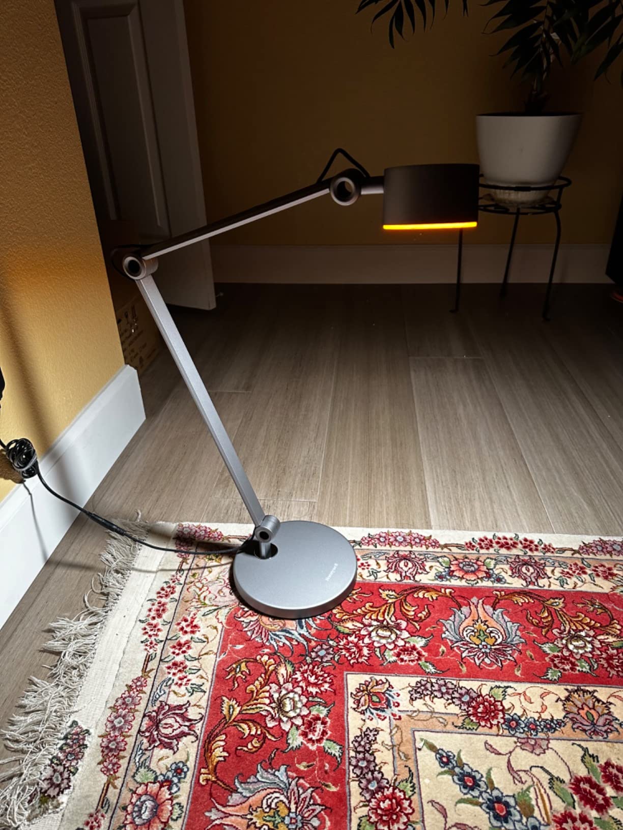 Honeywell LED Desk Lamp, 01A Sunturalux Desk Light for Home Office, 4000K Dimmable Eye Caring Natural Light Architect Lamp with Metal Swing Arm Lamp for Desk Craft Reading customer photo 2