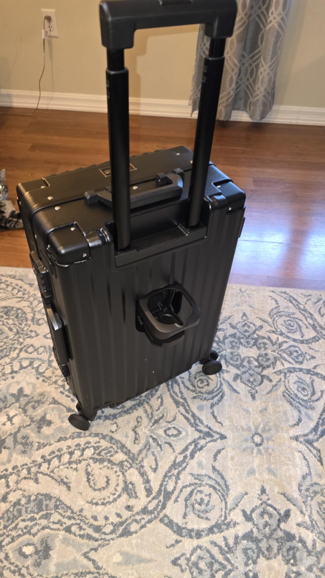 Hard Shell Carry On Luggage 22x14x9 Airline Approved,20 Inch Aluminum Luggage with 100% 3-Layer PC,Carry On Suitcases with Wheels,Cup Holder and USB Port customer photo 2