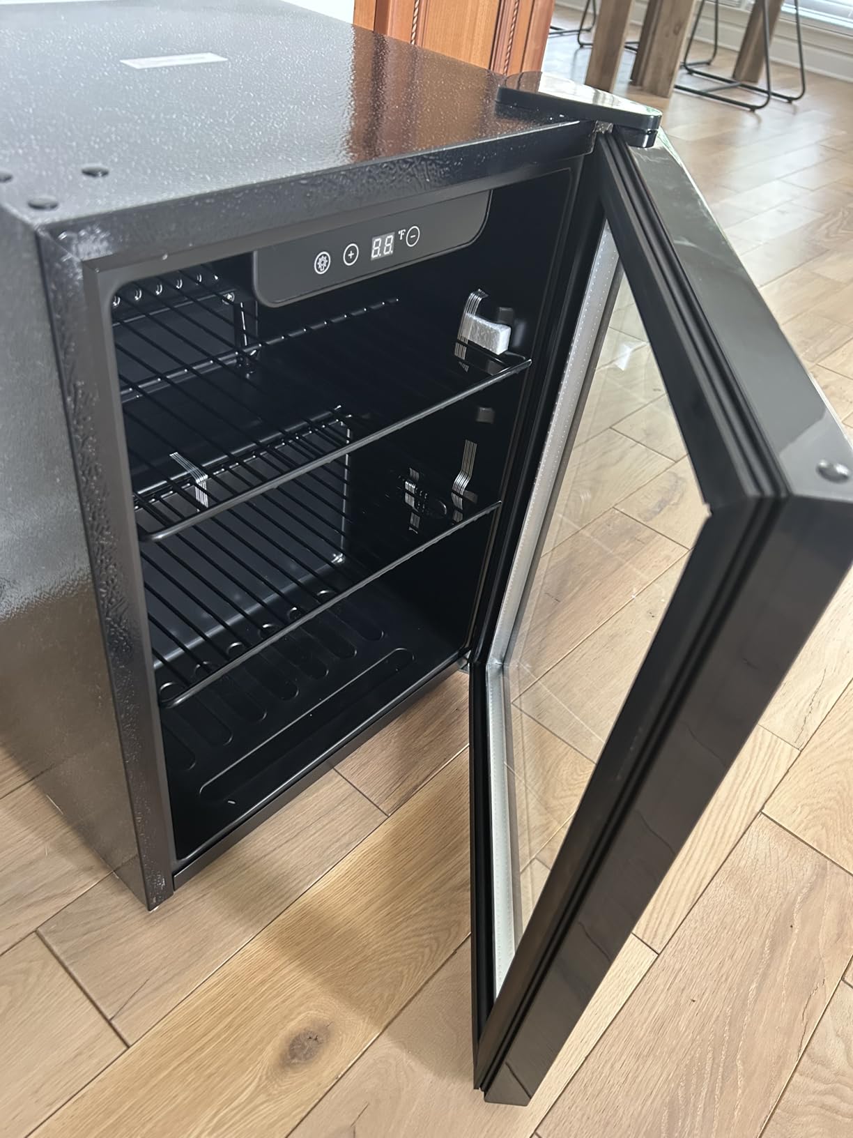 Icyglee Beverage Refrigerator Cooler, 126 Can Mini Fridge with Glass Door for Wine, Soda Beer, Beverage Cooler for Home, Bar, Office with Adjustable Removable Shelves, Black customer photo 2