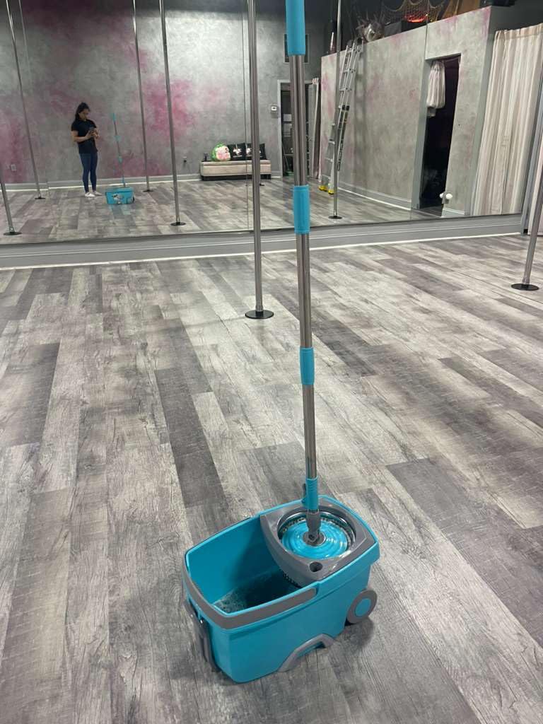 FunClean Spin Mop and Bucket for Home Cleaning, 360 Rotating Floor Mop with Wringer, Adjustable 61