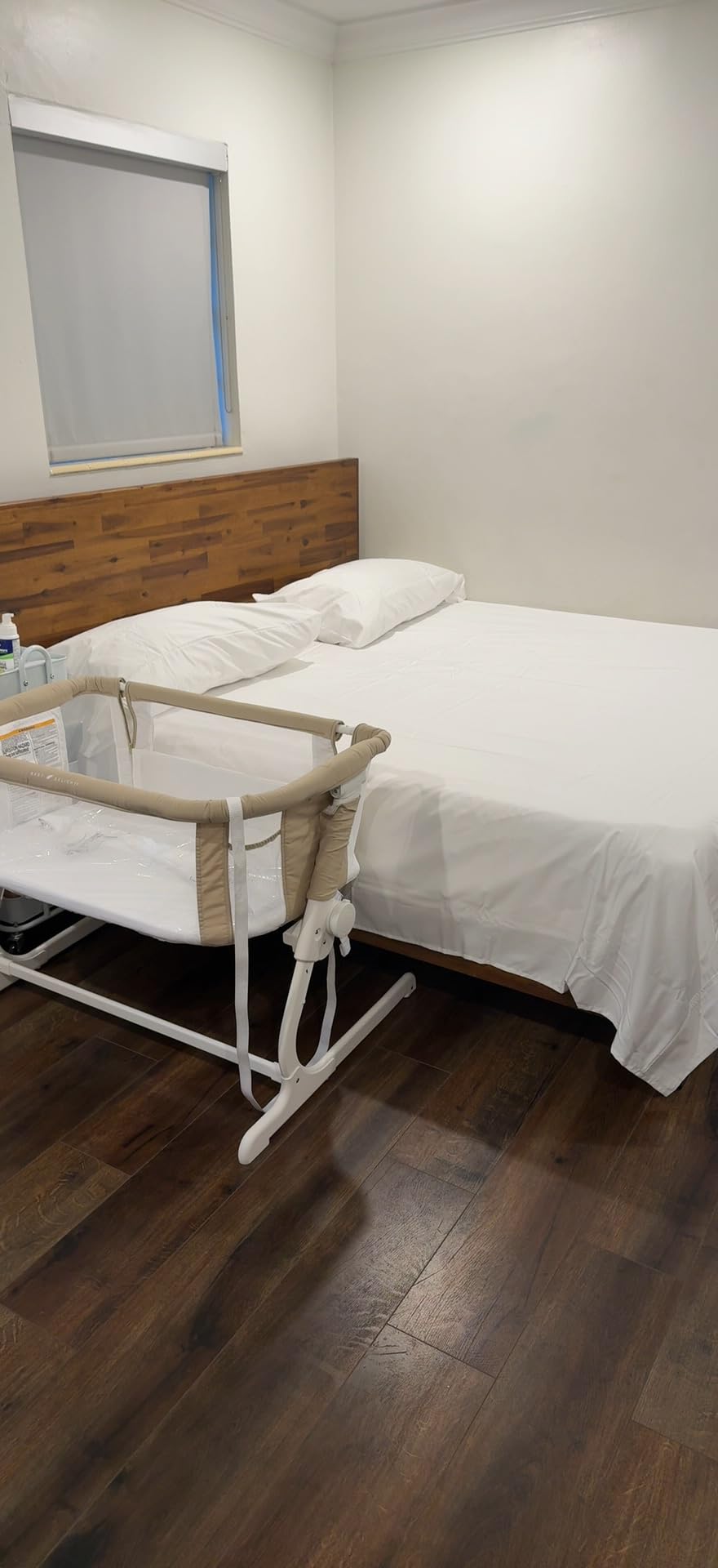 Baby Delight Beside Me Dreamer Bassinet | Bedside Sleeper & Baby Bassinet | 8-Position Height Adjustment | 100% GOTS Certified Organic Cotton Fabric | Organic Mocha customer photo 1