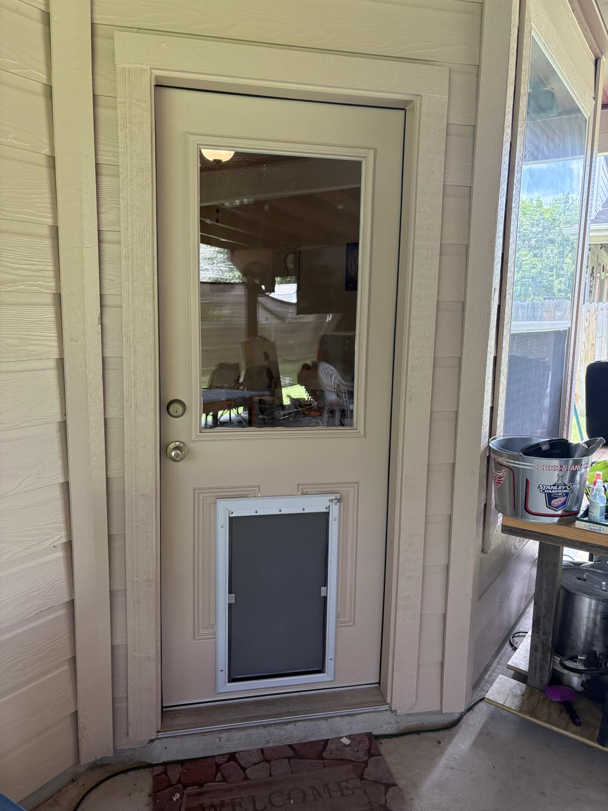 [Petoasis] 3-Flaps Heavy-Duty Dog Door, Rust Proof Aluminum Alloy Frame, Extreme Weather Dog Door Can Block Wind, Snow, and Rainwater Intrusion (Silvery White, Large for Door) customer photo 1