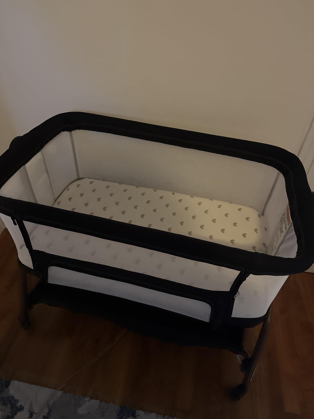 Baby Bassinet Bedside Crib, 3-in-1 Baby Bassinet Bedside Sleeper with Mattress and Soft, Breathable Sheet, Full-Mesh Sides, 6-Height Adjustable, Stable and Secure Crib for Newborns customer photo 2