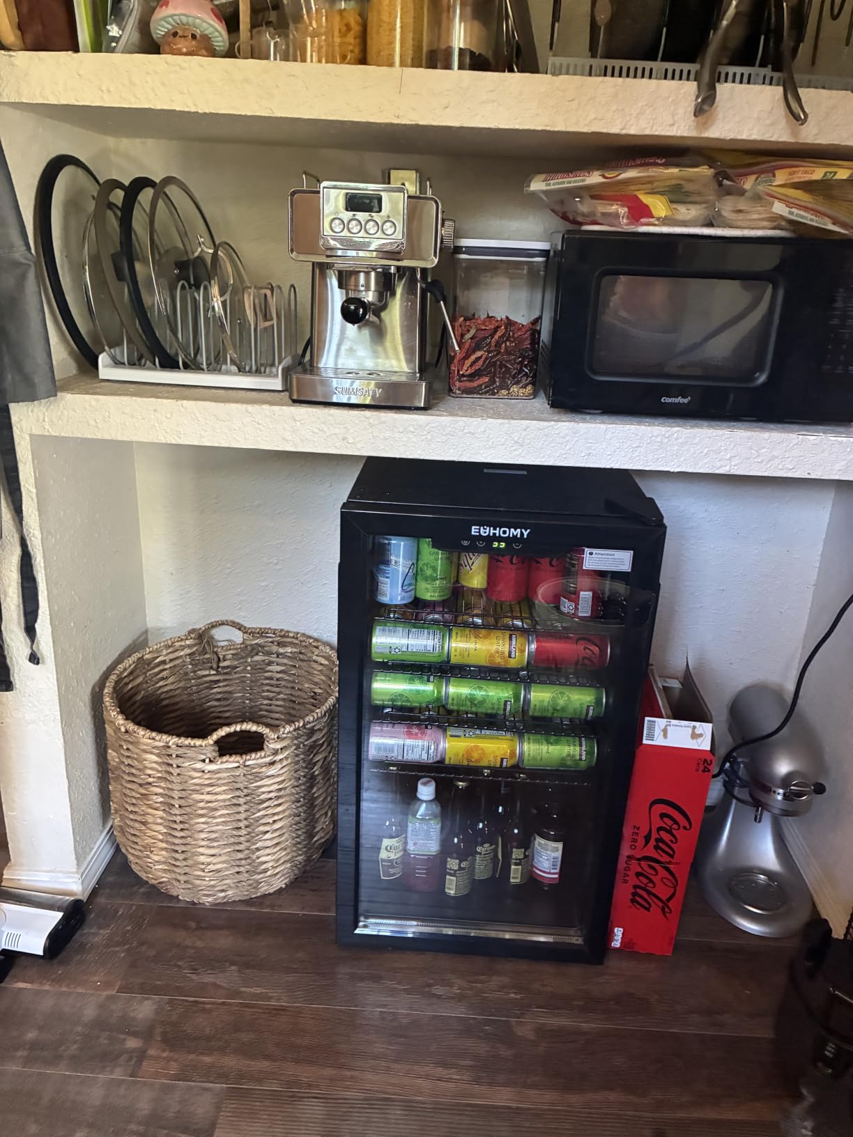 EUHOMY 4.5 Cu.ft Beverage Refrigerator and Cooler, 145 Can Mini fridge with Glass Door for Soda Beer Wine, Small Drink Dispenser with Digital Adjustable Thermostat for Home Office Bar customer photo 2