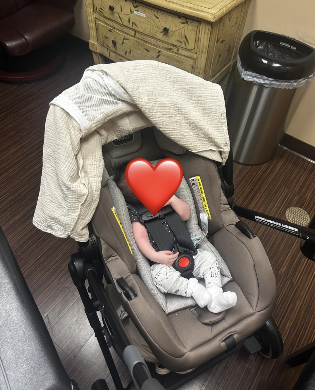 Evenflo Pivot Modular Travel System with LiteMax Preemie and Infant Car Seat, Dusty Rose Pink customer photo 1