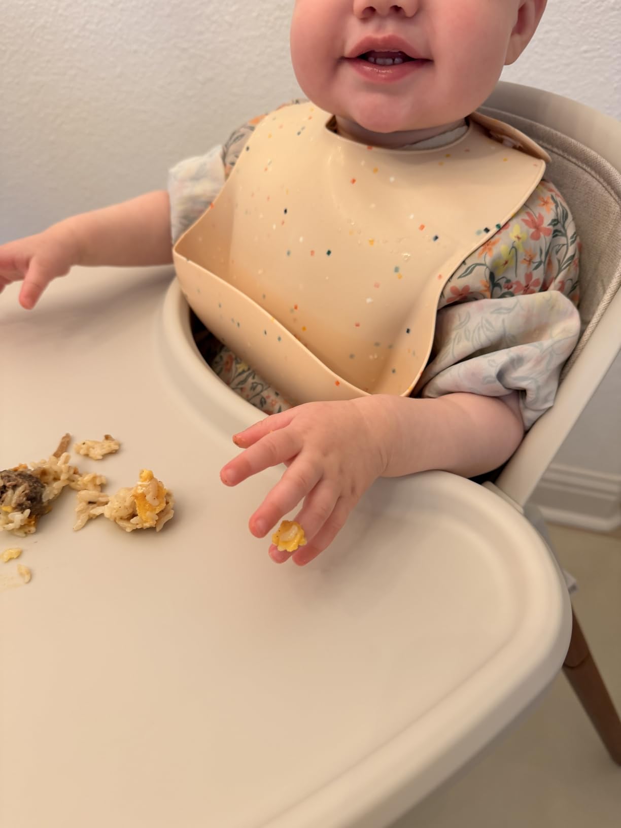 Chicco Zest LE 4-in-1 Folding High Chair, Feeding Chair, Toddler Chair and Youth Stool, Multi-Use Easy Clean High Chair, Chai/Beige customer photo 2