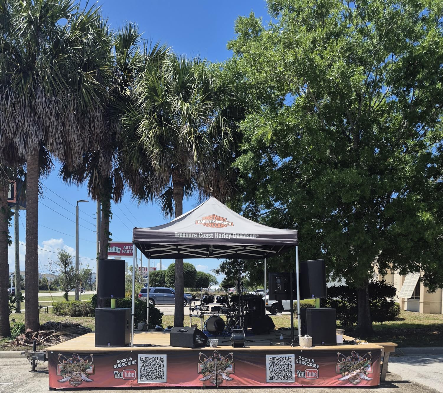 AKLOT Acoustic-Style Electric Drum Set: Independent 16'' Wooden Bass Drum and 12'' Snare, Triple-Zone Ride Cymbal, Standalone Hi-Hat, Full Mesh Pads, 460 Sounds, USB MIDI, Throne, Sticks (B-CORE543) customer photo 1