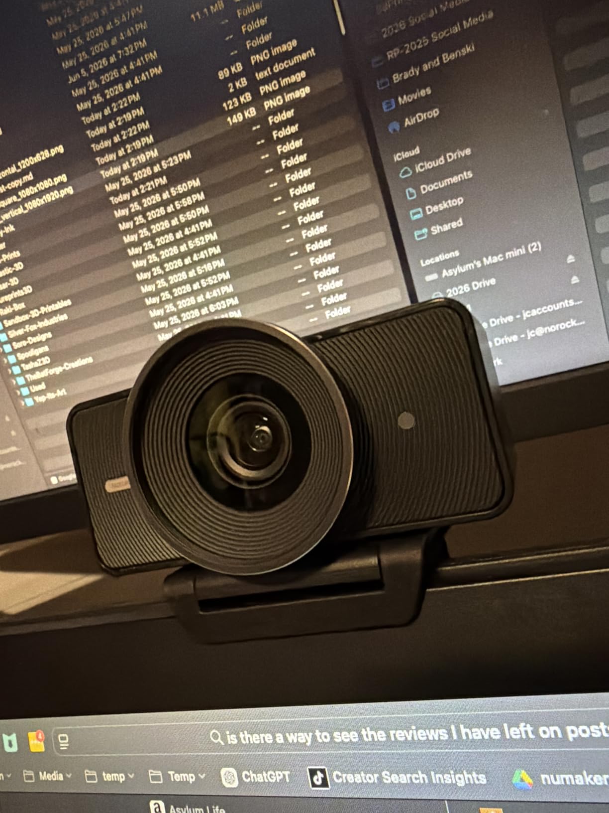 Elgato Facecam 4K, 4K60 Studio Webcam, DSLR-Like Control customer photo 2