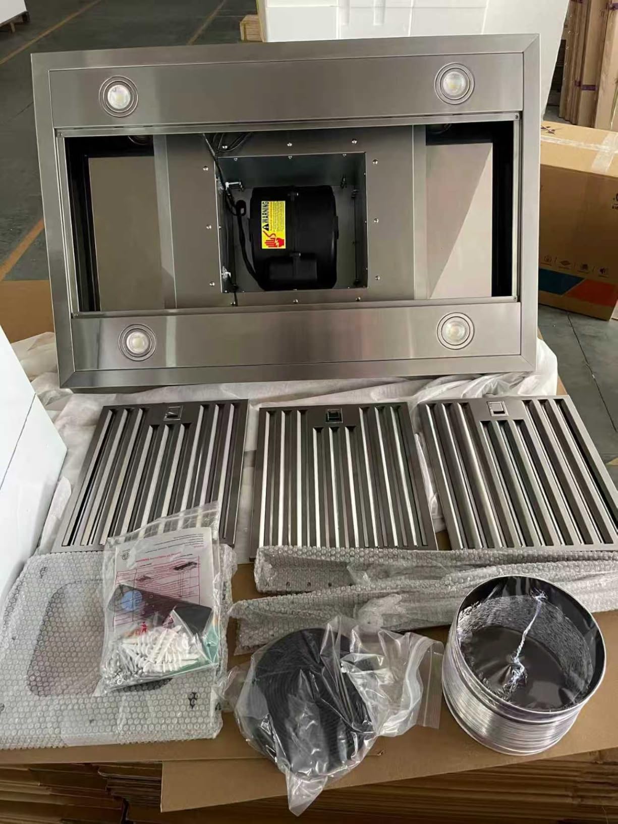 BRANO 30 Inch Wall Mount Range Hood 900 CFM, Voice, Gesture & Touch Control, Ducted/Ductless Convertible, 4-Speed Fan, LED Lights, Timer & Delay Shutoff, Charcoal Filter Included customer photo 1