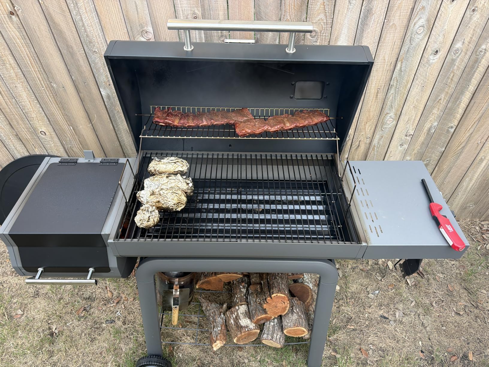 Feasto Heavy-Duty 30-Inch Charcoal Grill with Offset Smoker, 815 Sq.In. Cooking Space customer photo 1