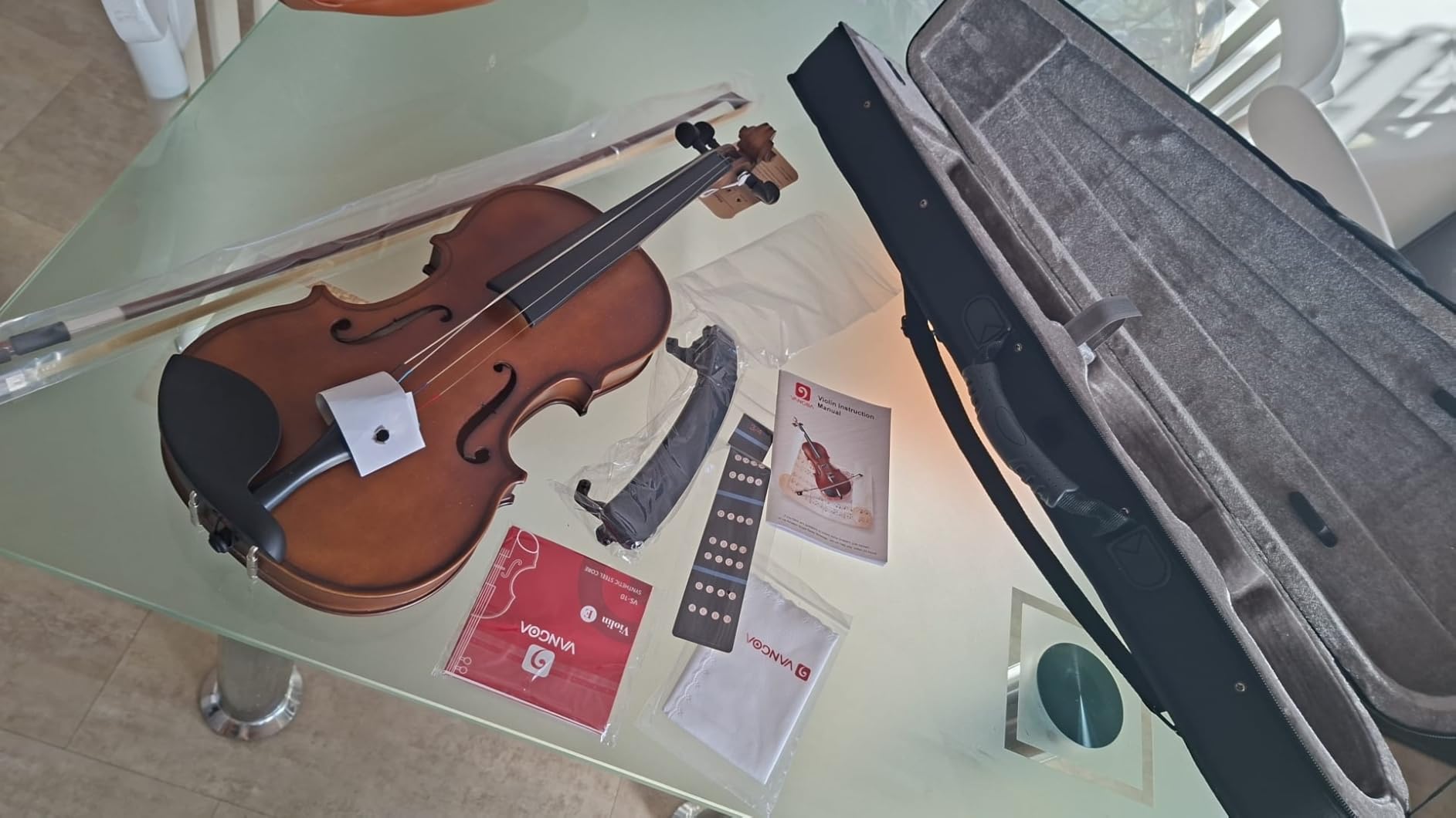Vangoa 1/2 Violin Set for Beginners Kids Student Fiddle Half Size Acoustic Violin Outfit with Starter Kit for Children Teens, Natural customer photo 1