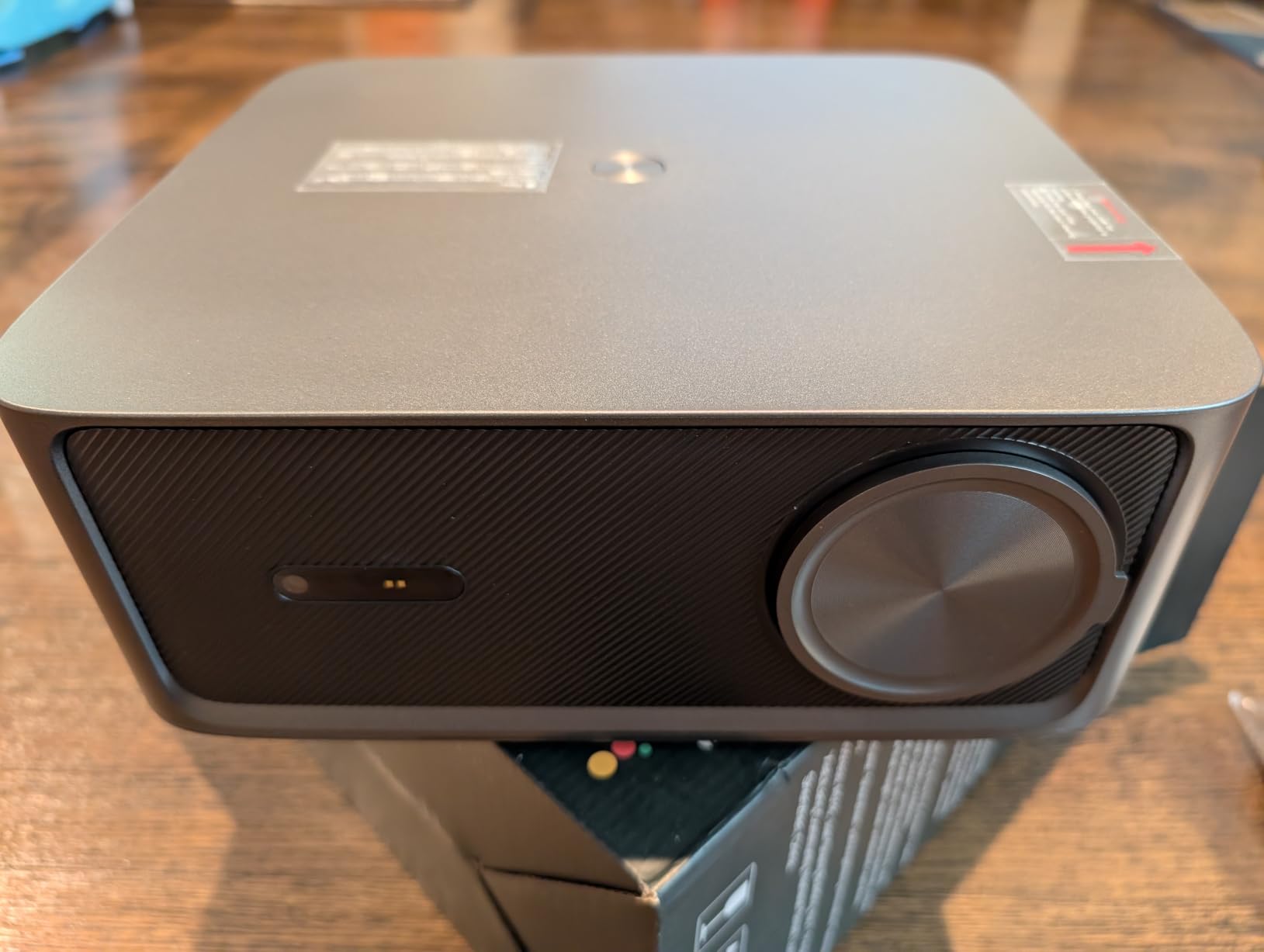 HAPPRUN 3000 ANSI Lumens Outdoor Projector with Official Google TV, 4K Supported Smart Movie Projector, Dolby Audio, Auto Focus & Keystone, WiFi 6 and Bluetooth for Indoor & Outdoor Movies, Black customer photo 1