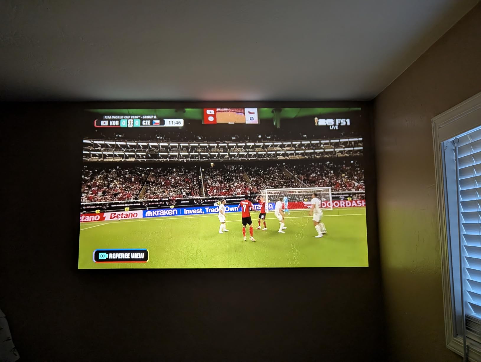 HAPPRUN 3000 ANSI Lumens Outdoor Projector with Official Google TV, 4K Supported Smart Movie Projector, Dolby Audio, Auto Focus & Keystone, WiFi 6 and Bluetooth for Indoor & Outdoor Movies, Black customer photo 2