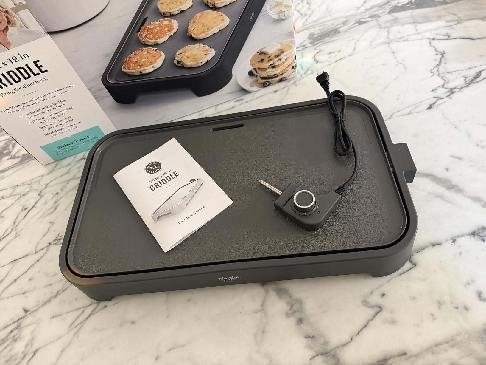Martha Stewart 12 x 22 Electric Griddle, XL Ceramic Nonstick Flat Top Cooking Surface, Adjustable Temperature Dial, Drip Tray, Dishwasher Safe, 1500W Fast Even Heating, Pancakes & Eggs, Caviar Gray customer photo 1
