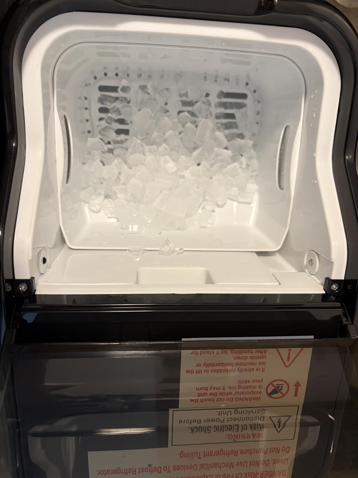 Landeagle Nugget Ice Makers Countertop, Portable Pebble Ice Machine with Crushed Ice, 45lbs/Day Soft Pellet Ice Maker Stainless with 24H Timer, Self-Cleaning Chewable Sonic Ice for Home,Kitchen,Office customer photo 1