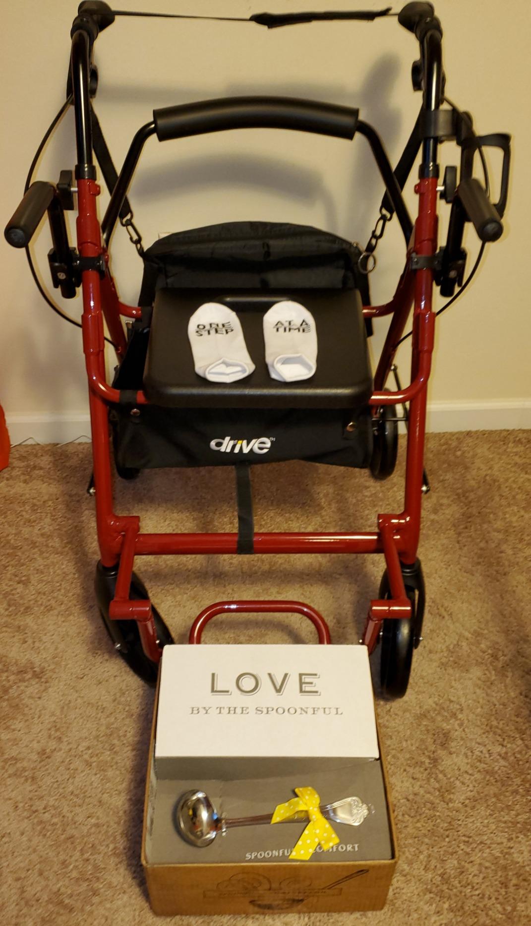 Drive Medical 795BK Duet Folding Transport Wheelchair and Rollator Walker, Black customer photo 2