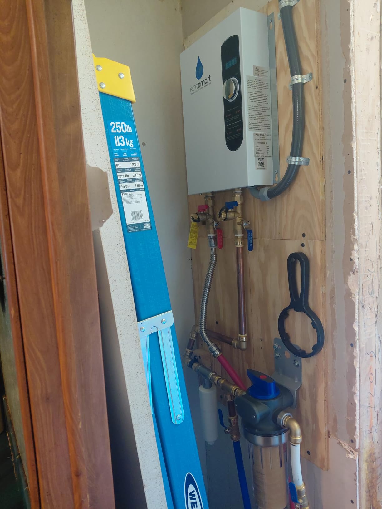 EcoSmart ECO 18 Electric Tankless Water Heater, 18 KW at 240 Volts with Patented Self Modulating Technology, 17 x 14 x 3.5, White customer photo 1