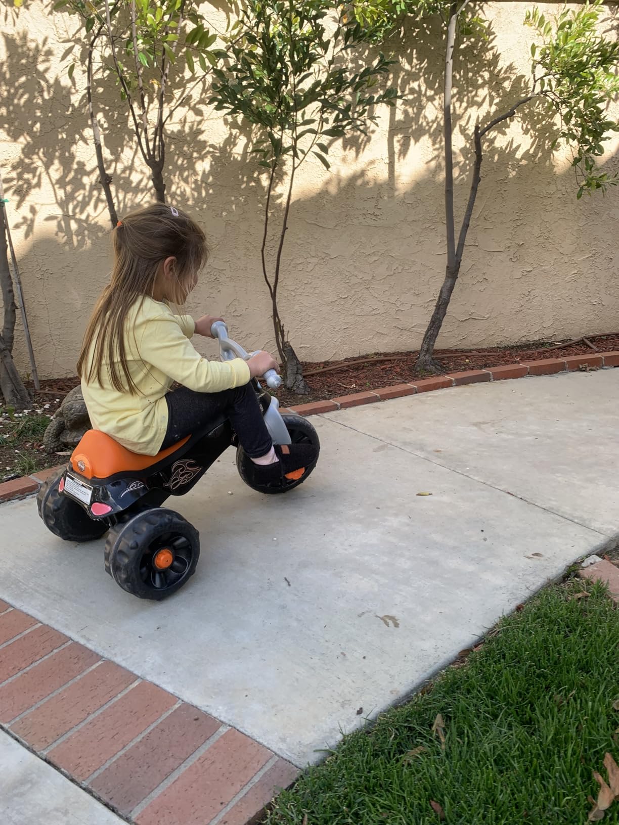 Fisher-Price Toddler Tricycle Harley-Davidson Tough Trike, Toy Bike with Handlebar Grips & Storage for Outdoor Play Kids Ages 2+ Years (Amazon Exclusive) customer photo 1