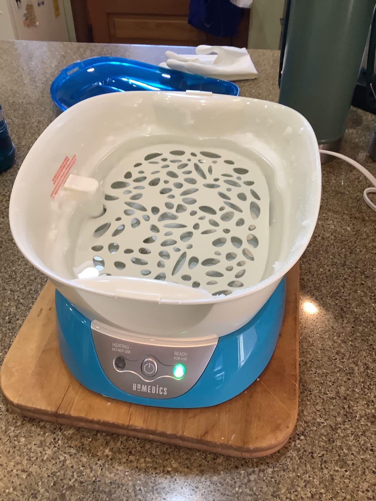 Homedics Paraffin Wax Machine for Hands - Hypoallergenic Hot Wax Hand Therapy Machine to Soothe and Moisturize Hands - Includes 3 Pounds of Wax and 20 Hand Liners customer photo 2
