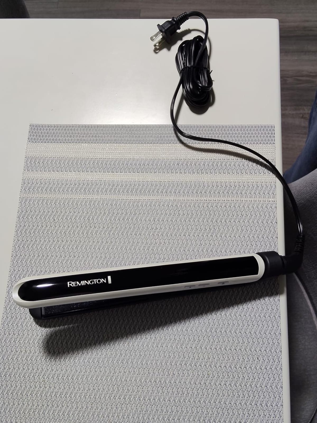 Remington Pearl Pro Ceramic Flat Iron, 1-Inch Floating Plates customer photo 2