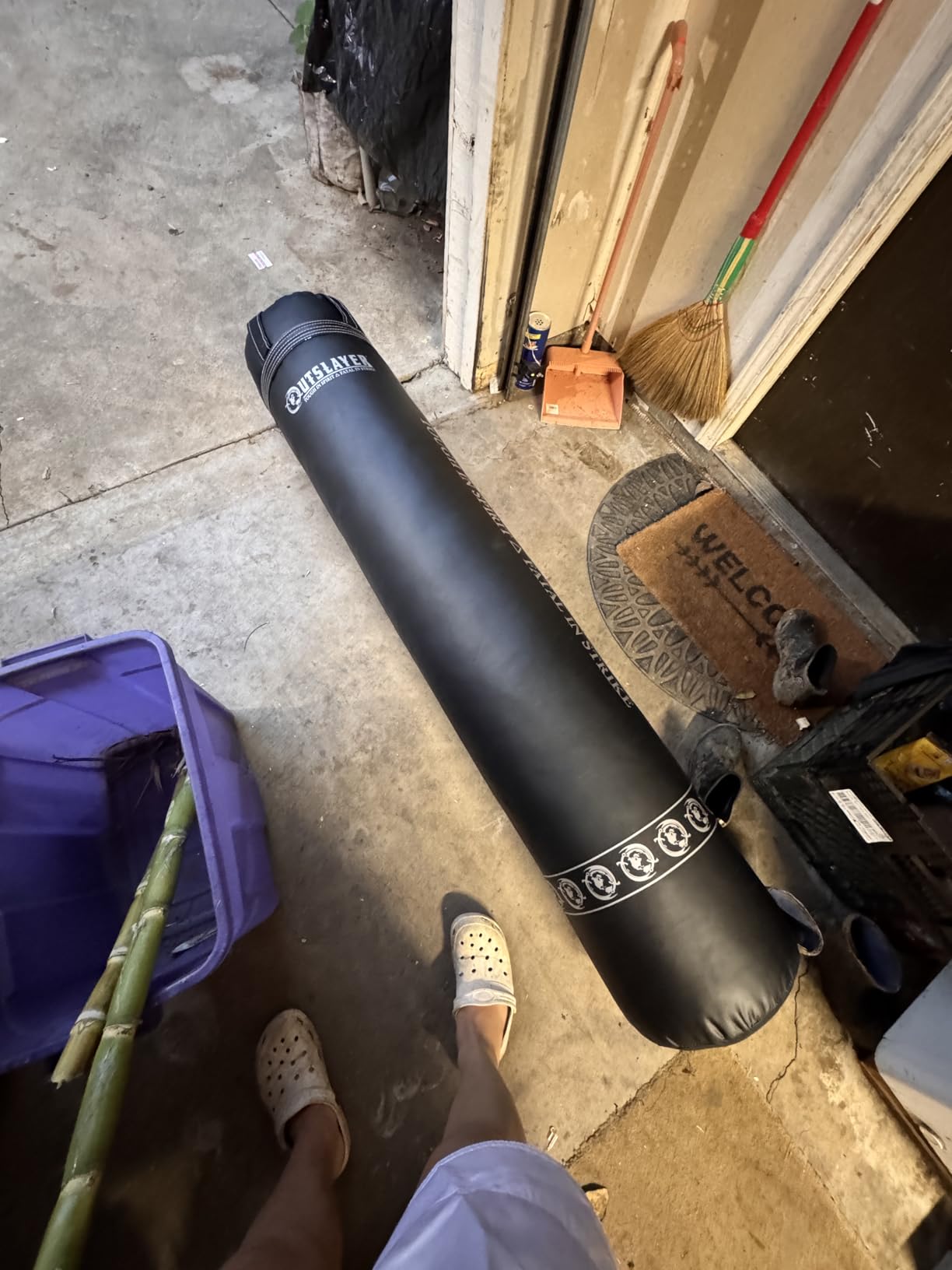 Outslayer Muay Thai Kickboxing Heavy Punching Bag - 6ft 130 lb - Made in USA - for MMA, Boxing & Training customer photo 1